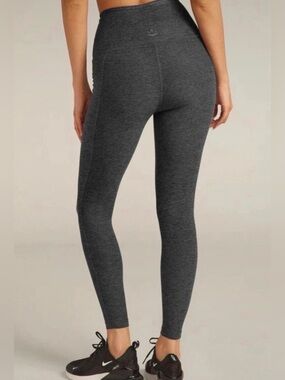 Beyond Yoga Spacedye High Waisted 7/8 Leggings
Medium